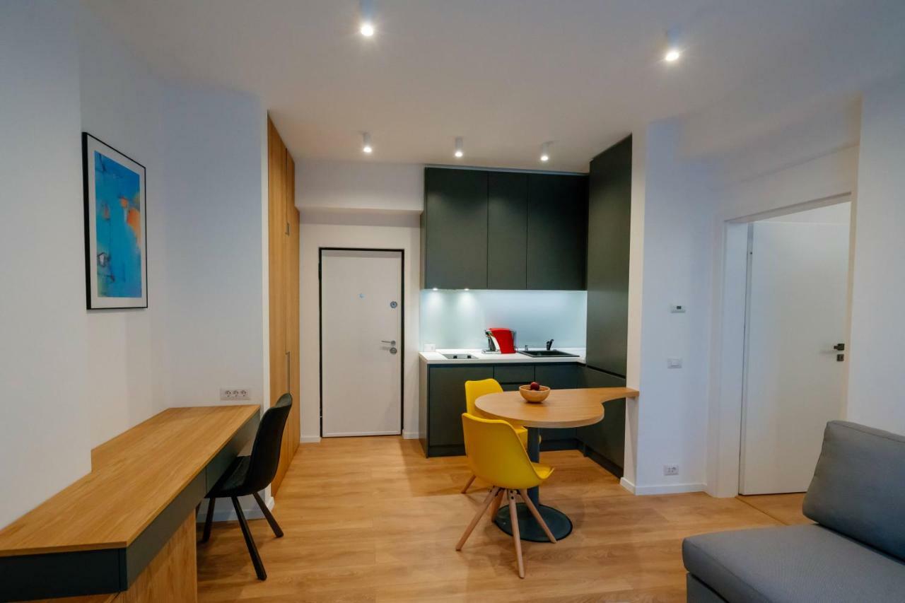 Arbans Elegant Apartment In The City Center ブカレスト エクステリア 写真
